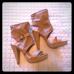 Women’s heels